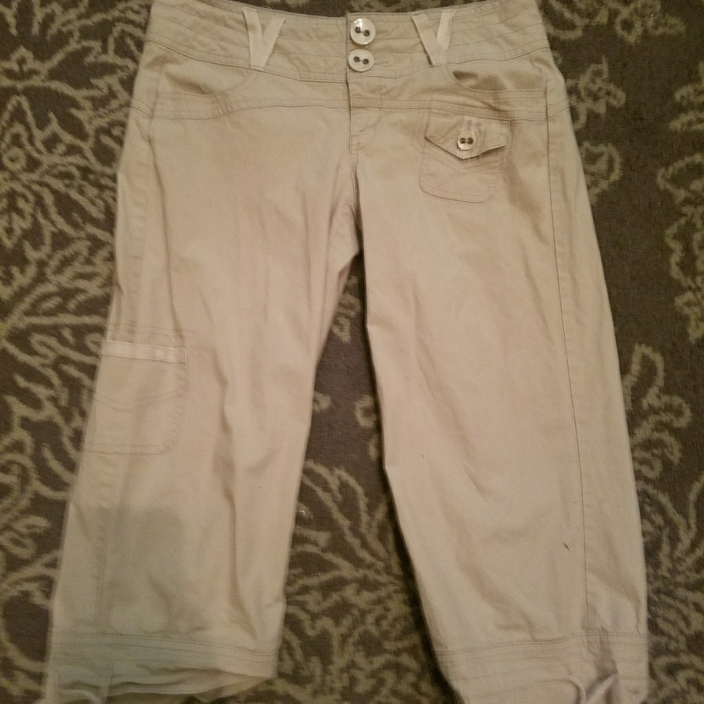 Rewind Khaki Capris with drawstrings